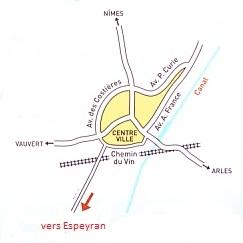 Vers Chateau d'Espeyran